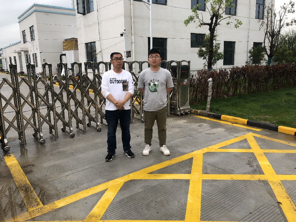 1675845546155600.jpg 1675845546155600.jpg